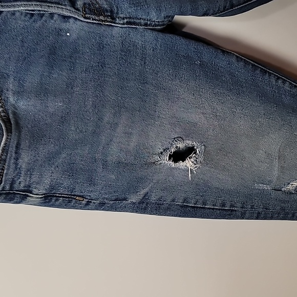 & DENIM Jeans ~ Distressed Skinny Coupe Moulante Jeans with Button-fly - Picture 9 of 13